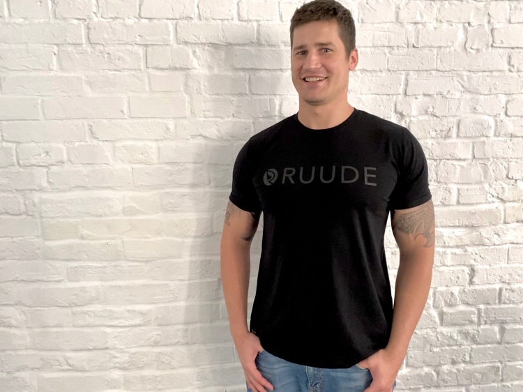 tshirt boy 1.jpg